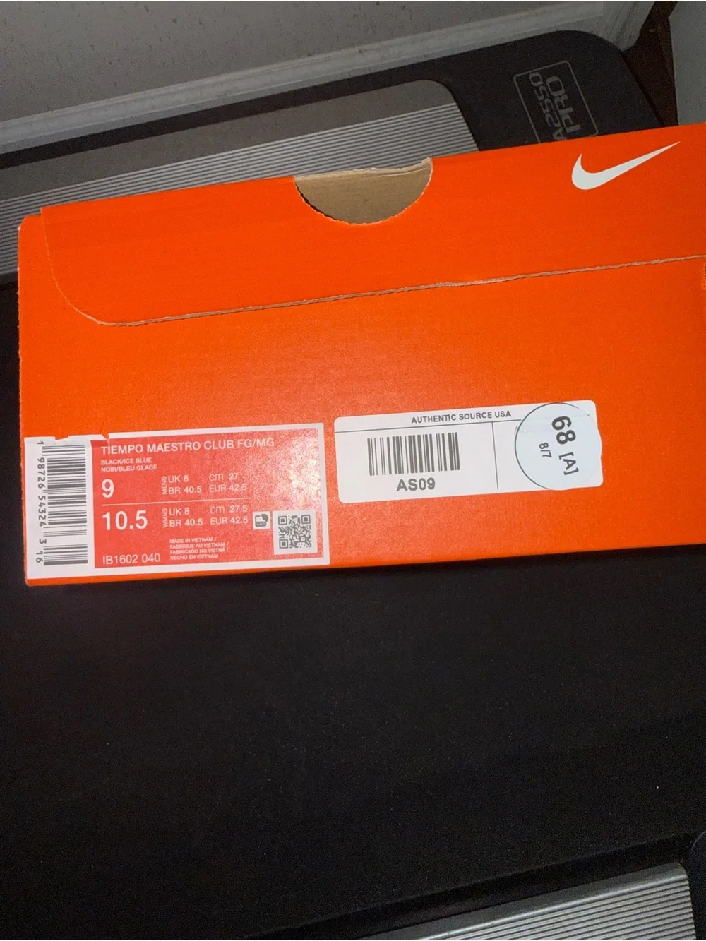 Nike Maestro Men’s Black Soccer Cleats